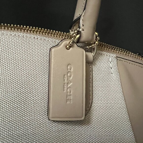COACH SMALL TOTE HANDBAG - Picture 7 of 12